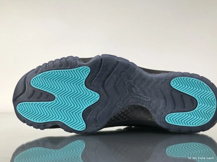 Blue Retro  Air gamma 006 378037- 11 Jordan 0420